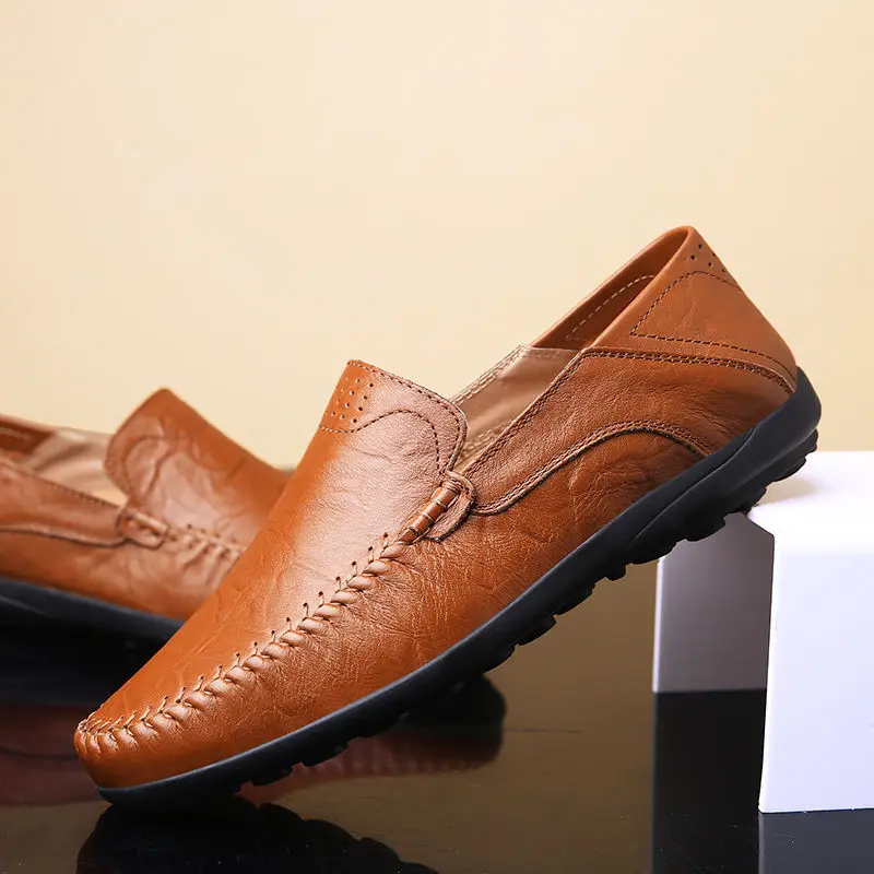 Moški Priložnostne Čevlji Luksuzne blagovne Znamke Leather Moški Loafers Moccasins Dihanje Zdrsne na Črno Vožnjo Čevlji Plus Velikost 37-46 Slike 0