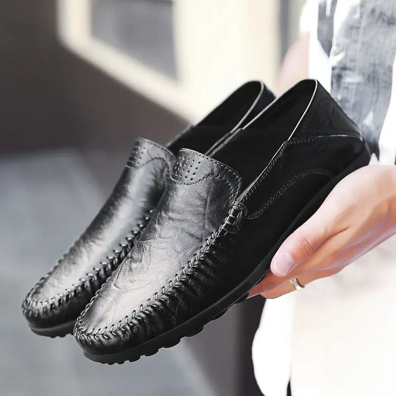 Moški Priložnostne Čevlji Luksuzne blagovne Znamke Leather Moški Loafers Moccasins Dihanje Zdrsne na Črno Vožnjo Čevlji Plus Velikost 37-46 Slike 2